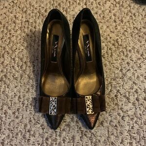 Nina New York Frosti Bronze Burnish Heels